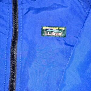 Boys Size 5/6 LL Bean Jacket. Blue and black.